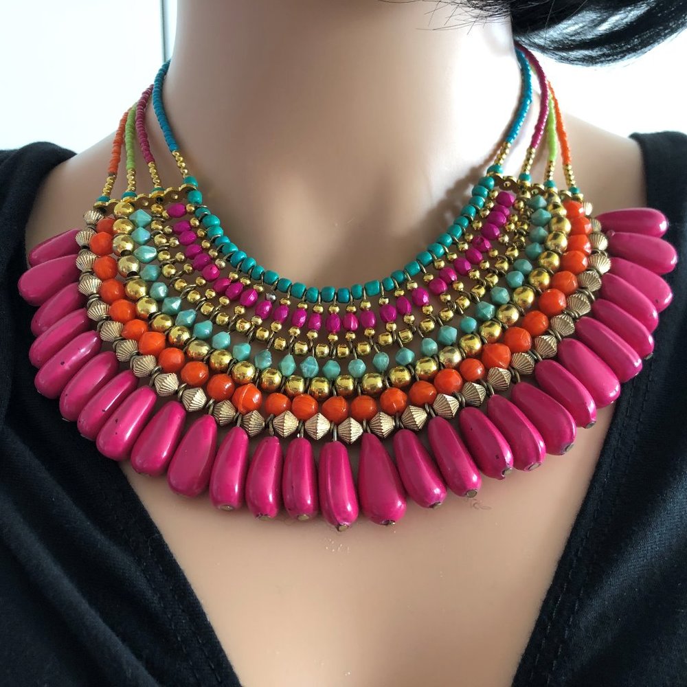 Bright color bead necklace